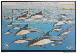 Poštovní známka Jersey 2000 Delfíni Mi# Block 26