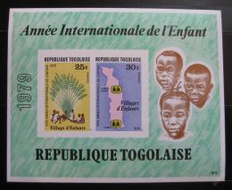 Potovn znmky Togo 1979 Mezinrodn rok dt Mi# Block 143 B - zvtit obrzek