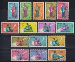 Poštovní známky Guinea 1962 Hudební nástroje Mi# 113-27 Kat 22€