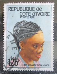 Poštovní známka Pobøeží Slonoviny 1981 Tradièní úèes Mi# 716