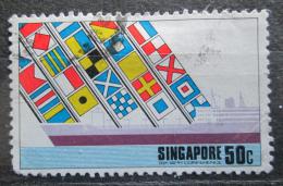 Potovn znmka Singapur 1975 Lo a signln vlajky Mi# 230 - zvtit obrzek