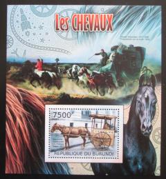 Poštovní známka Burundi 2012 Dostavníky Mi# Block 213 Kat 9€