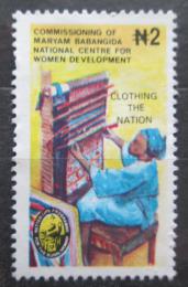Poštovní známka Nigérie 1992 Tkadlena Mi# 597