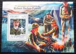 Poštovní známka Mosambik 2016 Skauti, Robert Baden-Powell Mi# Block 1181 Kat 20€