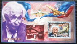 Poštovní známka Guinea 2006 Albert Einstein, letadla Mi# Block 990