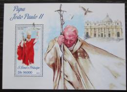 Poštovní známka Svatý Tomáš 2013 Papež Jan Pavel II. Mi# Block 926 Kat 10€
