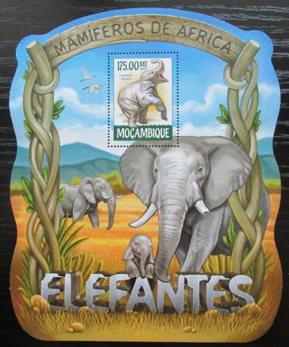 Poštovní známka Mosambik 2015 Sloni Mi# Block 1034 Kat 10€
