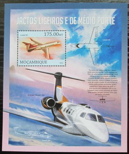 Poštovní známka Mosambik 2013 Proudové letouny Mi# Block 759 Kat 10€