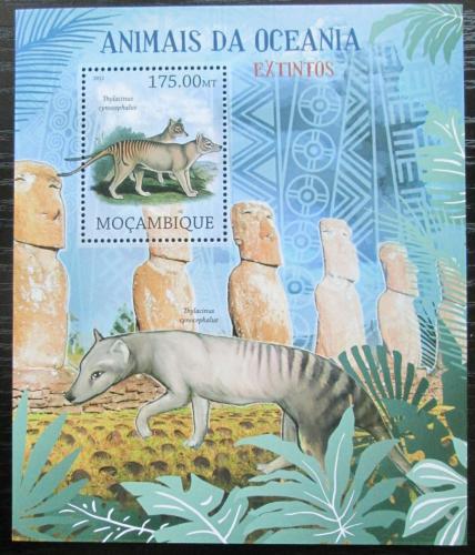Poštovní známka Mosambik 2012 Vyhynulá fauna Oceánie Mi# Block 622 Kat 10€