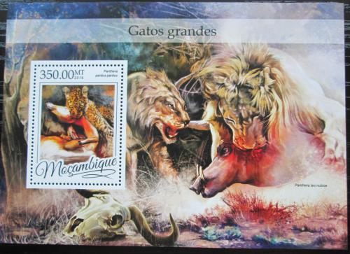 Poštovní známka Mosambik 2016 Koèkovité šelmy Mi# Block 1159 Kat 20€