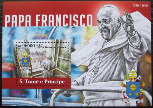 Poštovní známka Svatý Tomáš 2015 Papež František Mi# Block 1130 Kat 10€