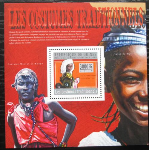 Poštovní známka Guinea 2010 Africké tradièní kostýmy Mi# Block 1802 Kat 10€