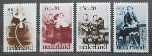 Poštovní známky Nizozemí 1974 Fotografie dìtí Mi# 1039-42