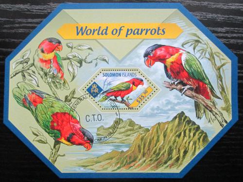 Poštovní známka Šalamounovy ostrovy 2014 Papoušci Mi# Block 308 Kat 12€