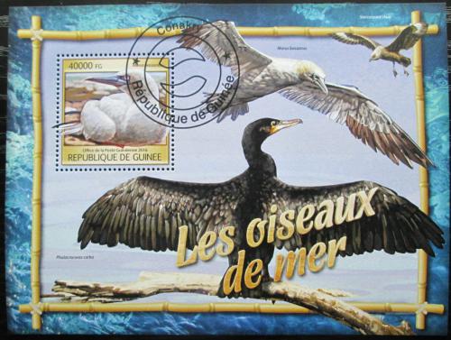 Poštovní známka Guinea 2016 Moøští ptáci Mi# Block 2657 Kat 16€