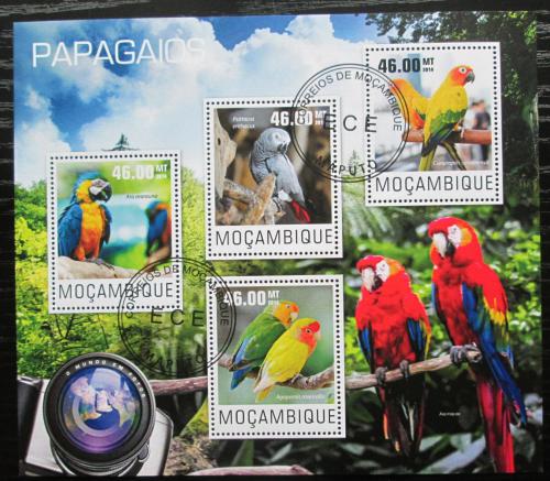 Poštovní známky Mosambik 2014 Papoušci Mi# 7605-08 Kat 10€