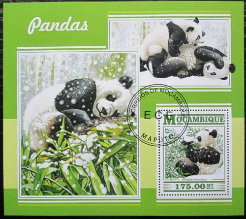 Poštovní známka Mosambik 2015 Panda Mi# Block 1042 Kat 10€