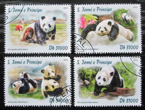 Poštovní známky Svatý Tomáš 2016 Pandy Mi# 6761-64 Kat 12€