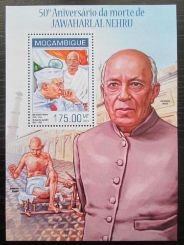 Poštovní známka Mosambik 2014 Džaváharlál Néhrú Mi# Block 874 Kat 10€