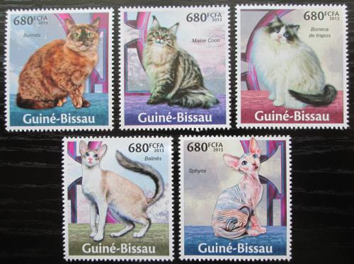 Poštovní známky Guinea-Bissau 2013 Koèky Mi# 6754-58 Kat 14€