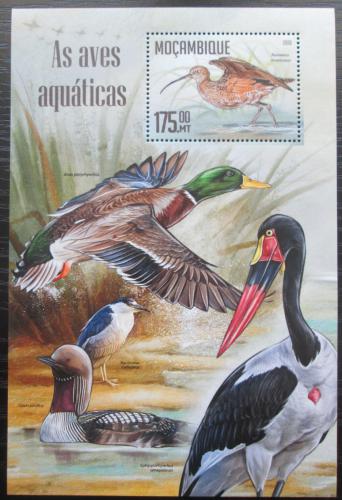 Poštovní známka Mosambik 2016 Vodní ptáci Mi# Block 1132 Kat 10€