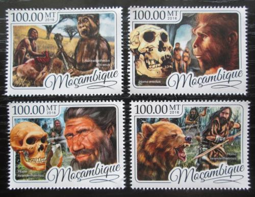 Poštovní známky Mosambik 2016 Prehistorický èlovìk Mi# 8779-82 Kat 22€