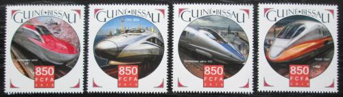 Poštovní známky Guinea-Bissau 2015 Moderní lokomotivy Mi# 8371-74 Kat 13€