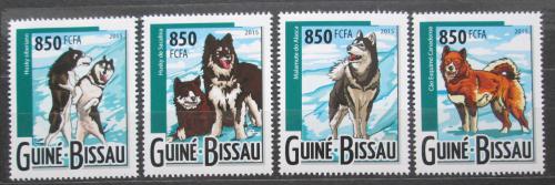 Poštovní známky Guinea-Bissau 2015 Tažní psi Mi# 7958-61 Kat 13€