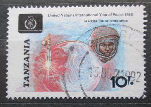 Poštovní známka Tanzánie 1986 Raketa a kosmonaut Mi# 366