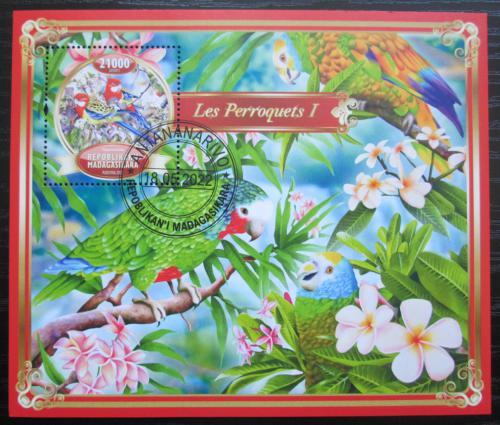 Poštovní známka Madagaskar 2022 Papoušci Mi# Mi# N/N