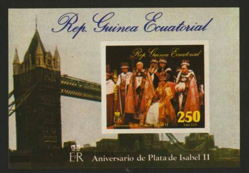Poštovní známka Rovníková Guinea 1977 Královna Alžbìta II. Mi# Block 257 Kat 7€
