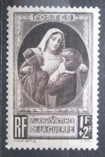 Poštovní známka Francie 1940 Sestra s dìtmi Mi# 473