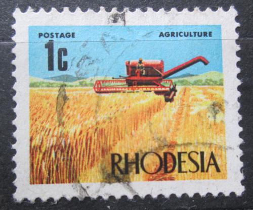 Poštovní známka Rhodésie 1970 Kombajn Mi# 88