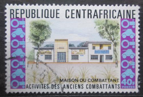 Poštovní známka SAR 1974 Budova veteránù Mi# 360
