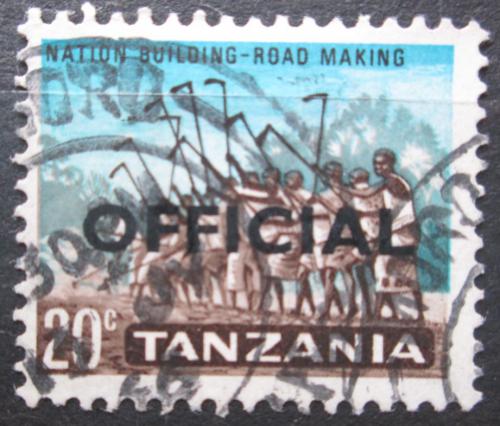 Poštovní známka Tanzánie 1965 Stavba silnice, úøední Mi# 4