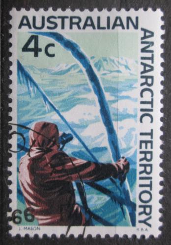 Poštovní známka Australská Antarktida 1966 Loï pøed ledovcem Mi# 10