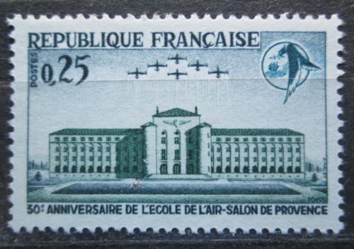 Poštovní známka Francie 1965 Letecká škola v Salon Mi# 1528