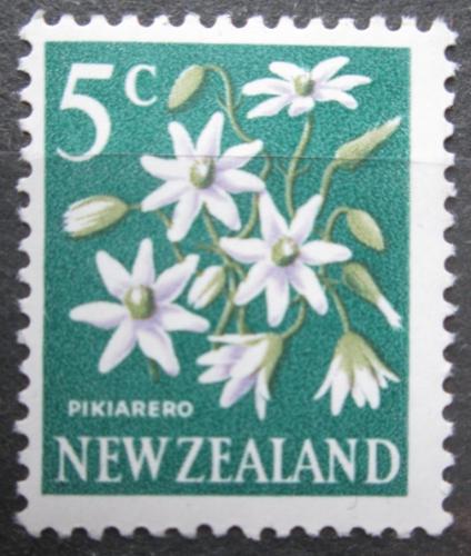 Poštovní známka Nový Zéland 1967 Plamének latnatý Mi# 462