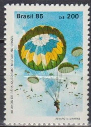 Poštovní známka Brazílie 1985 Let s padákem Mi# 2094