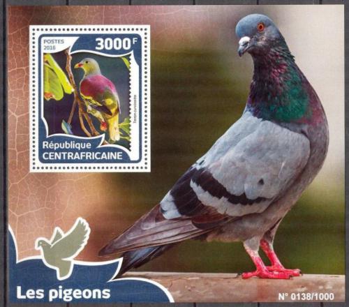Poštovní známka SAR 2016 Holubi Mi# Block 1421 Kat 14€