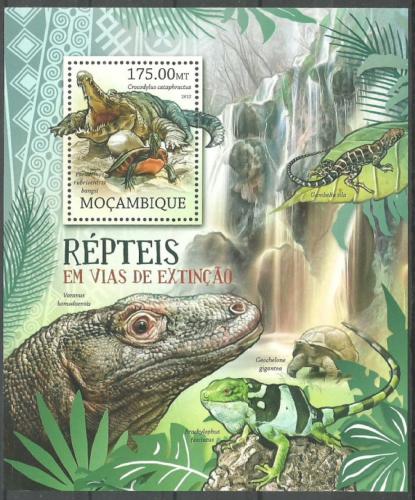 Poštovní známka Mosambik 2012 Plazi na cestì k vyhynutí Mi# Block 630 Kat 10€