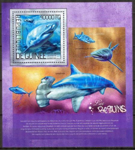 Poštovní známka Guinea 2014 Žraloci Mi# Block 2357 Kat 16€