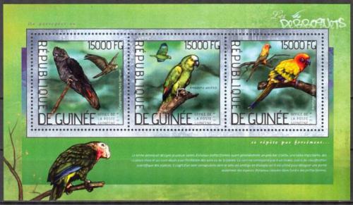 Poštovní známky Guinea 2014 Papoušci Mi# 10355-57 Kat 18€
