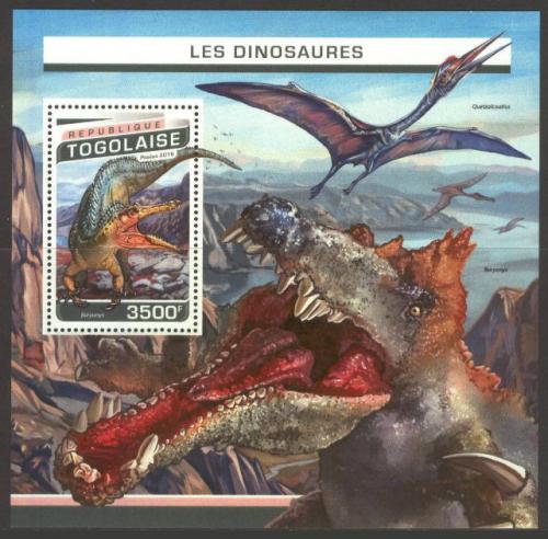 Poštovní známka Togo 2016 Dinosauøi Mi# Block 1355 Kat 14€