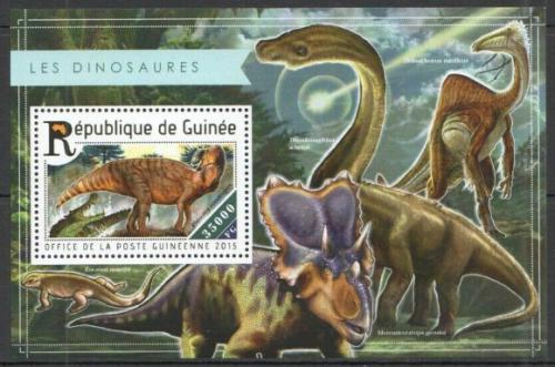 Poštovní známka Guinea 2015 Dinosauøi Mi# Block 2504 Kat 14€