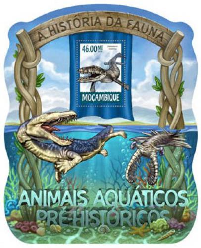 Poštovní známka Mosambik 2015 Vodní dinosauøi Mi# 7870 Block