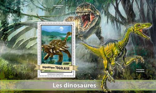 Poštovní známka Togo 2017 Dinosauøi Mi# Block 1401 Kat 14€