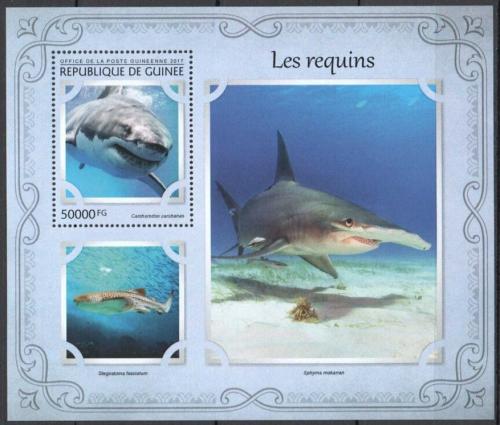 Poštovní známka Guinea 2017 Žraloci Mi# Block 2731 Kat 20€