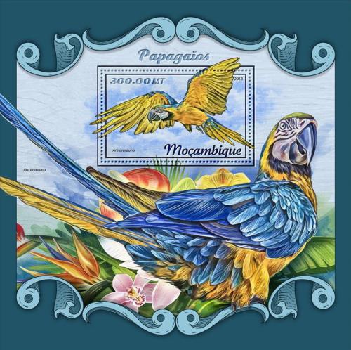 Poštovní známka Mosambik 2018 Papoušci Mi# Block 1295 Kat 17€