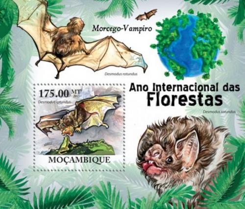 Poštovní známka Mosambik 2011 Netopýøi Mi# Block 422 Kat 10€